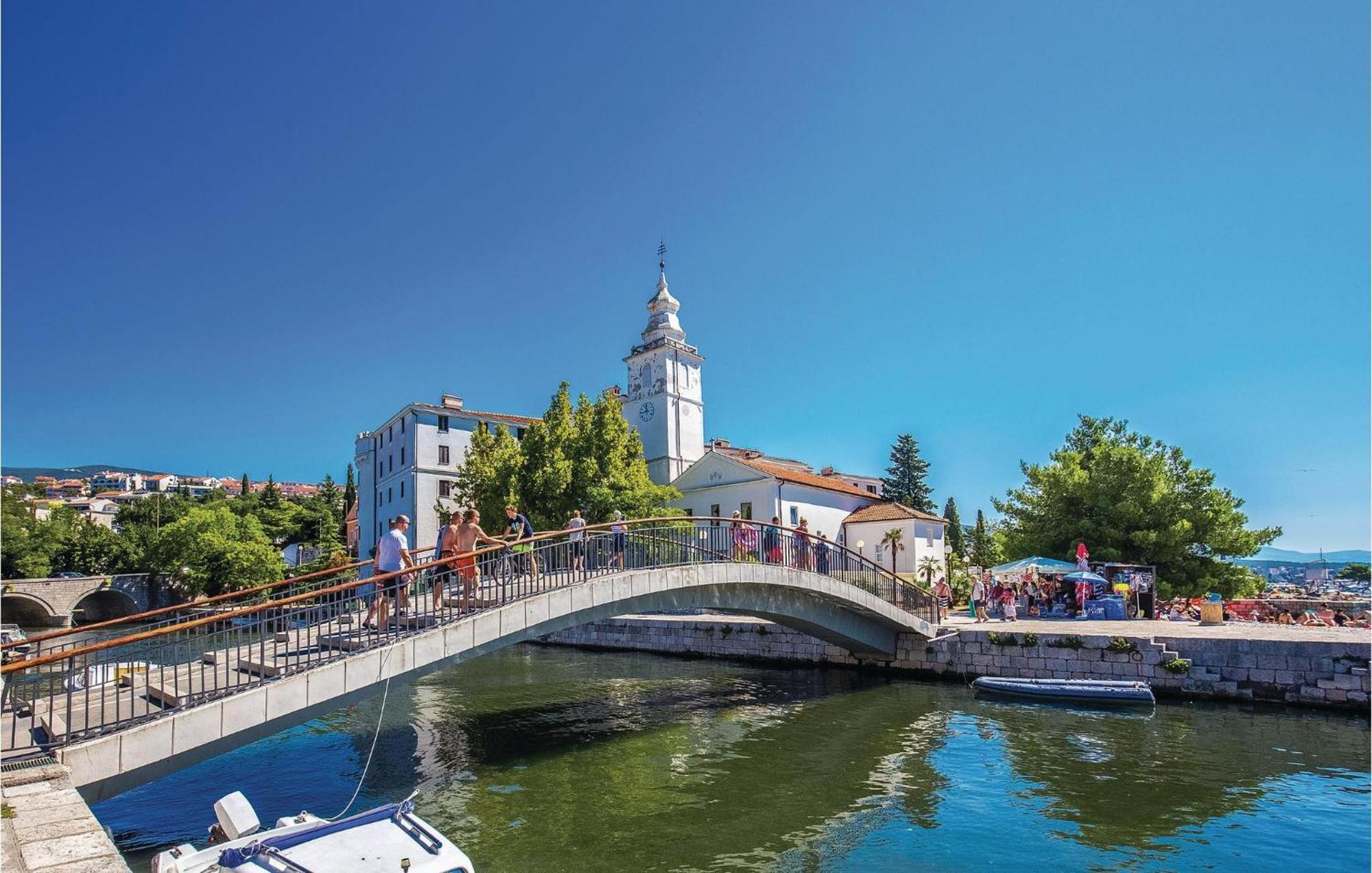 Nice Apartment In Crikvenica With House Sea View 外观 照片